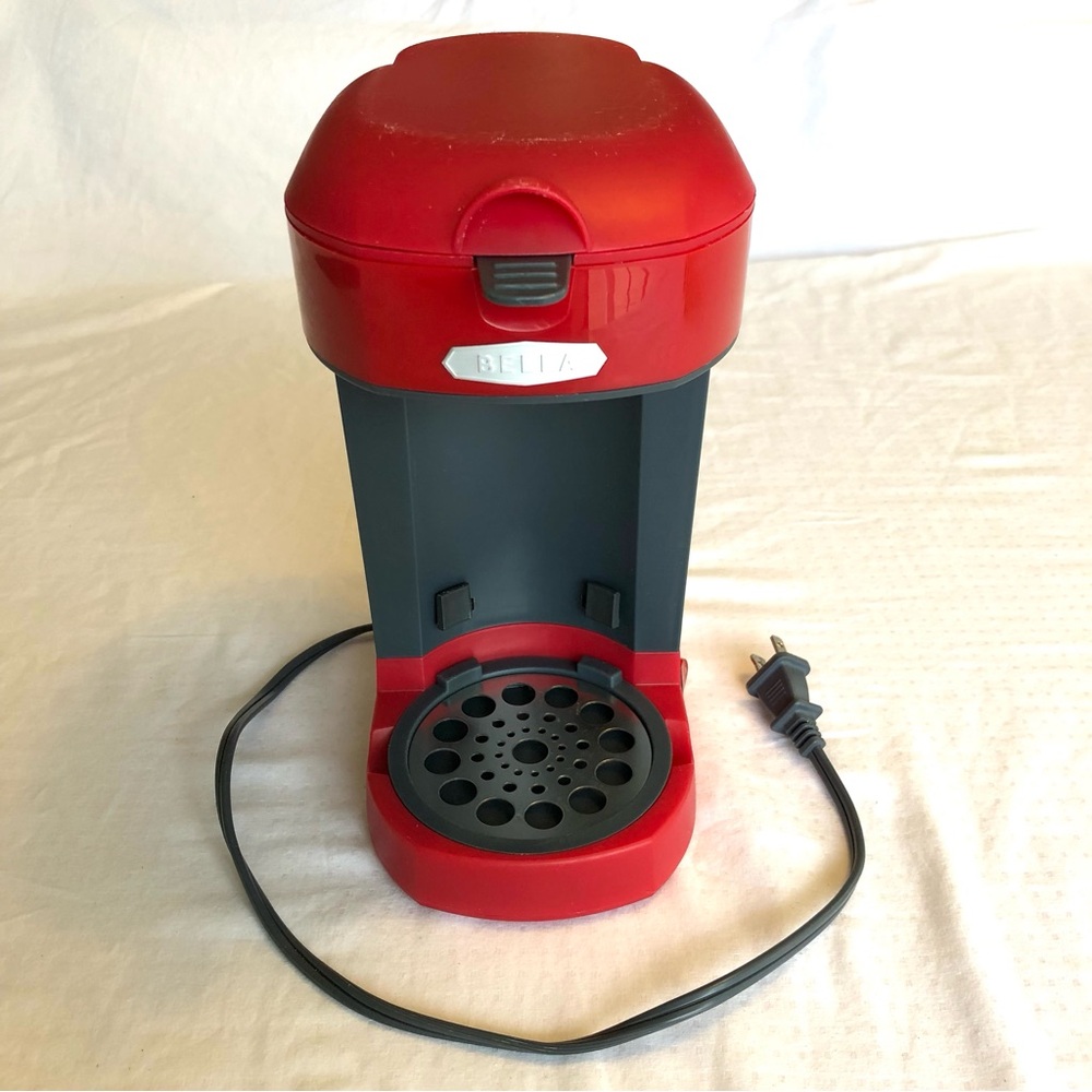 Bella One Cup Electric Coffee Maker and Mug, Red - Picture 2 of 9